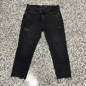 Old Navy Women’s Distressed Black Boyfriend Jeans